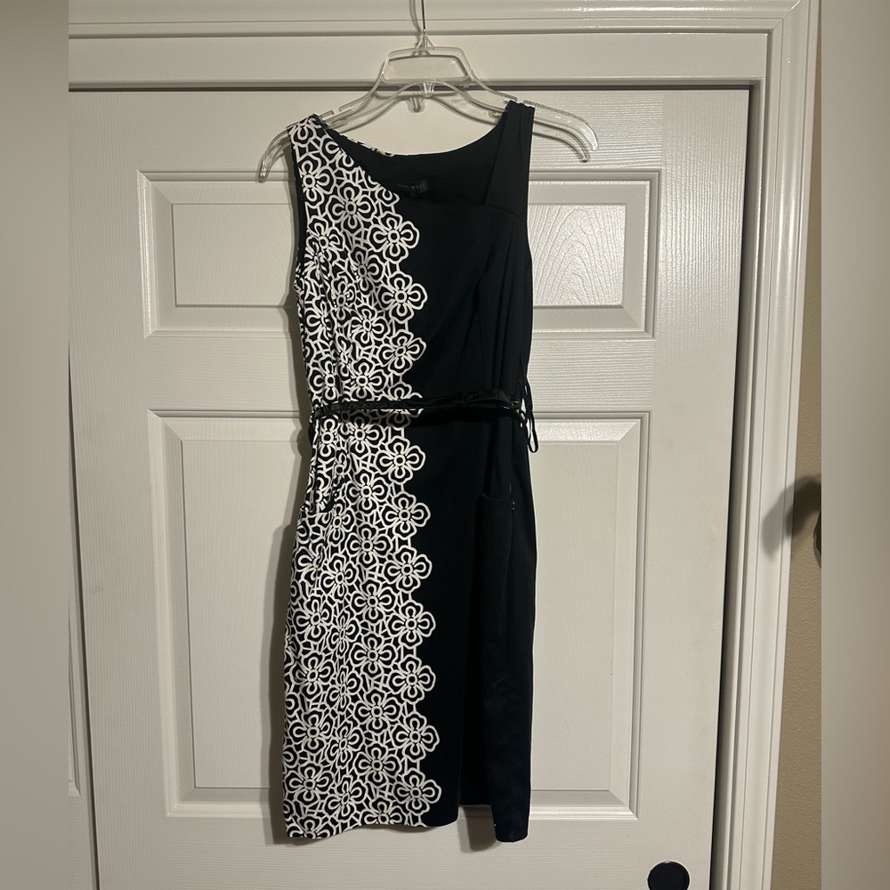 Nine West Dress With Belt and POCKETS!